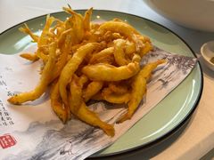 -贝勒爷·酥不腻烤鸭