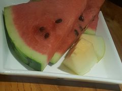 赠送的水果-小放牛河北菜(军校店)