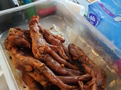 -周黑鸭(地铁虹桥火车站店)