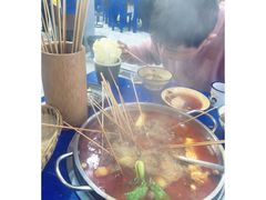 -马路边边·成都串串(翠柏路店)