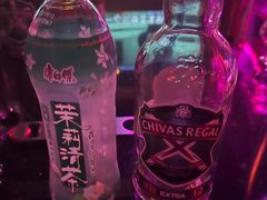 -温莎KTV(珠江路店)