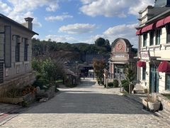 -清风小镇闯关东影视基地