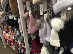 -名创优品(河南郑州健康路2店)