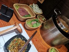 -独食火锅·半米屋台(直营总店)
