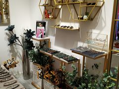 -肆兮眼镜·蔡司·徕卡战略合作店(大坪店)