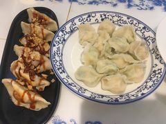 黄瓜鲜虾水饺-东方饺子王(新奥购物中心店)