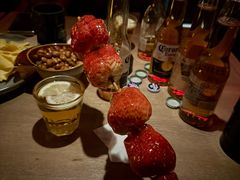 -FOUR PLAY BAR