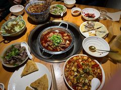 -大众跷脚牛肉馆·非遗传承单位(峨眉山店)