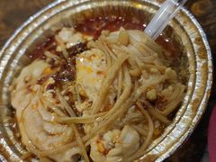 -花儿姐与战哥的美食档