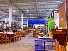 大堂-四川小胡子海鲜(丁村万人海鲜广场店)