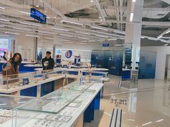 -优购镜仓(黄岛吾悦店)