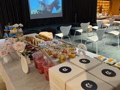 -蔚来中心(北京中关村店)