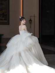 点击看大图 -Lady Jane高端婚纱礼服馆