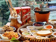 -包整·丝娃娃(一览甲秀楼风景店)