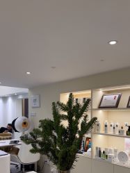 -JNK皮肤管理中心