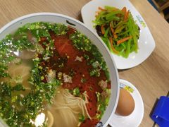 招牌骨汤牛肉面-西部马华清真兰州牛肉面·烧烤夜市(三里河店)