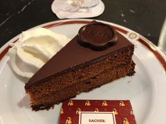 -Cafe Sacher(WIEN)