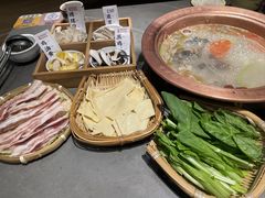 -阿婆情腊排骨火锅·野生菌季(古城旗舰店)