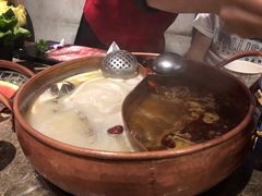 黑胡椒猪肚鸭架锅-三人行骨头王火锅(长寿店)