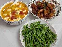 -乐禧母婴全自营月嫂(宝山店)