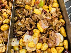 -老东镇啤酒屋海鲜加工·蒸汽海鲜·海鲜烧烤(台东店)