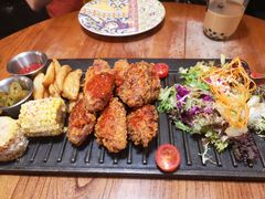 辣上瘾炸鸡翅套餐-I HOLIC艾豪丽披萨(KKone店)