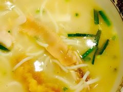 -老国贸云南传统过桥米线(滇池店)