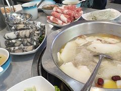 -光头药膳鸡(莱茵小镇店)