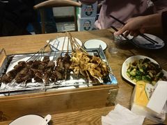 -烤满分·东北烧烤(首经贸店)