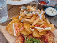 -Mark&Mars Restaurant