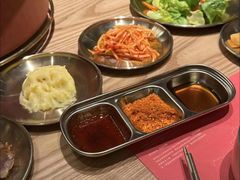 -西塔老太太泥炉烤肉(武汉摩尔城店)