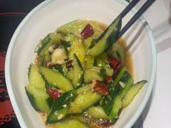 -黄记煌三汁焖锅(新佳丽江汉路店)