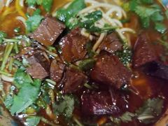 -金杨拉面王小吃面馆·牛三宝面·红烧牛肉粉