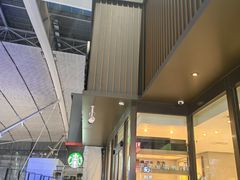 -星巴克(青岛火车北站候车大厅店)