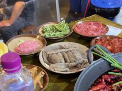-黄潇洒老火锅(九眼桥宏济巷店)