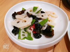 荷塘小炒-宏状元现熬粥·京味菜(三里河店)