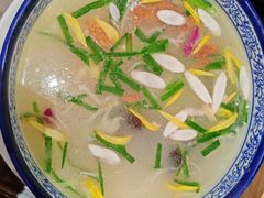 -香麒园·过桥米线·南湖雅宴