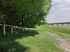 -百品聚旋转火锅(号外店)