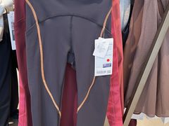 -lululemon(比斯特购物村店)