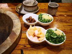 -滇香肴·云南菜蒸汽石锅鱼(云南北路店)