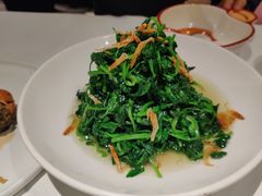 樱花虾炒豆苗-民国红公馆·秦淮八艳(夫子庙店)