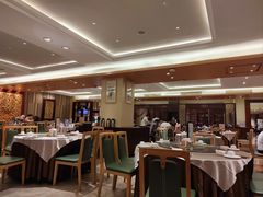 -广州中心皇冠假日酒店·百粤楼