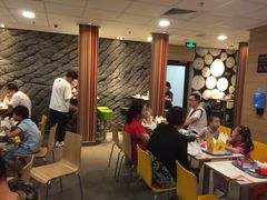 大堂-麦当劳(东苑丽宝商业广场店)