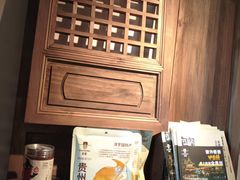 -包整·丝娃娃(一览甲秀楼风景店)