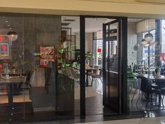 -必胜客(WOW南雄店)