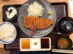 -牛カツ京都勝牛(河原町蛸薬師店)
