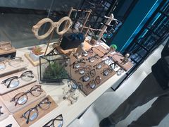 -Trend1881视光·蔡司视觉(领展广场店)