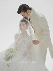 -雪中彩影婚纱摄影·微光艺术中心