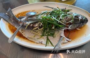 Salt and Oil Steamed Mountain Spring Water Lean Carp