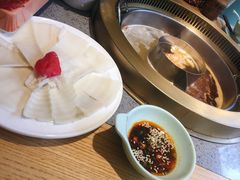 鲜菌汤鲜牛汤香辣-鲜货俚鲜火锅(青果路店)